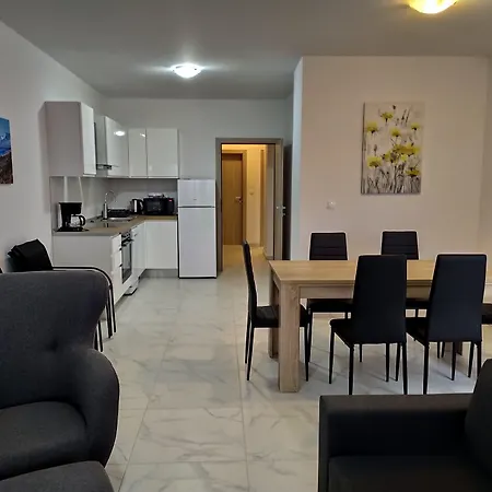 公寓 Immaculate 2-bed In Okrug Gornji *