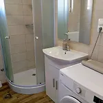 Immaculate 2-bed In Okrug Gornji