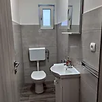 Immaculate 2-bed In Okrug Gornji * Trogir